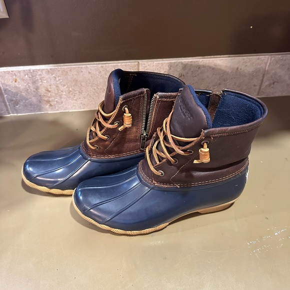 Sperry Duck Boots - Picture 4 of 4